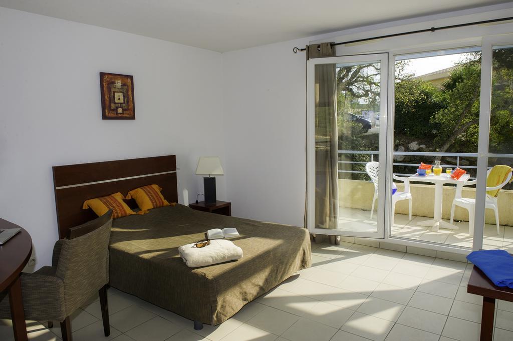 Appartea Golf Side Aparthotel Biot Exterior photo