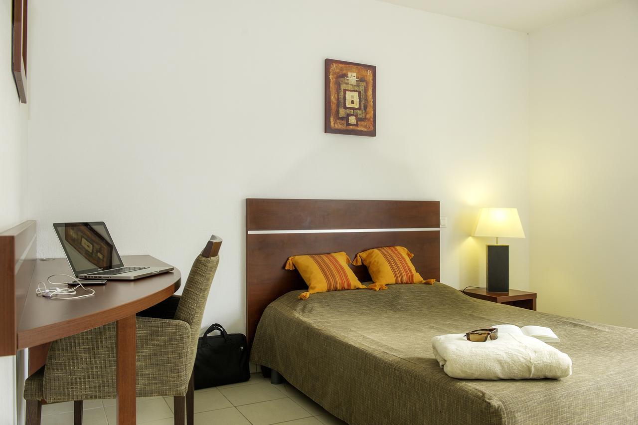Appartea Golf Side Aparthotel Biot Exterior photo